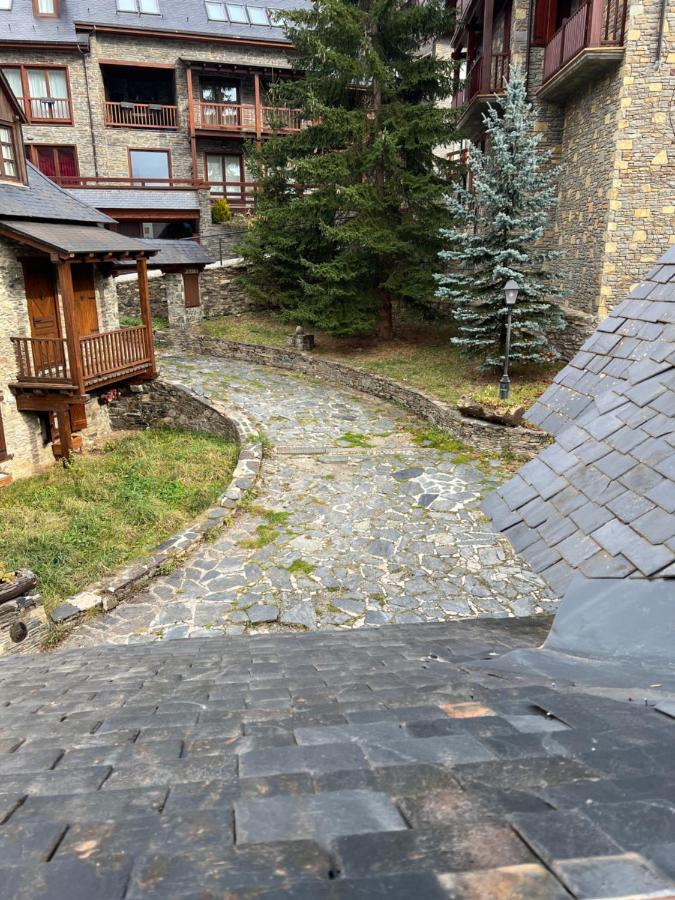 Casa De Piedra Con Encanto En El Bonito Pueblo De Bagergue ภายนอก รูปภาพ